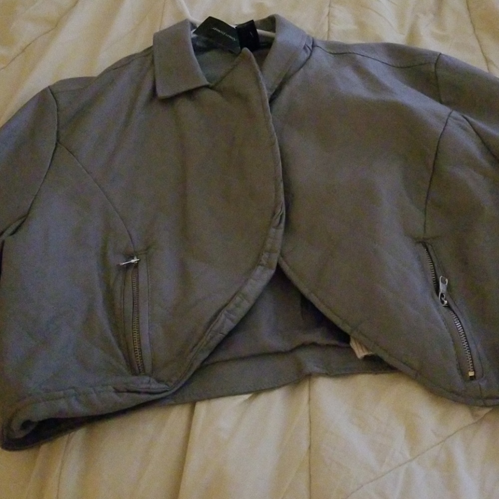 Jacket - Picture 2 of 3